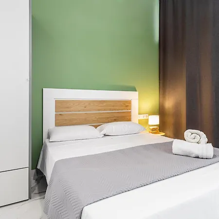 Ruzafa Market, 2 Rooms, 5 Pax,wifi Acterrace 5 Pax * Valensiya
