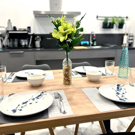Ruzafa Market, 2 Rooms, 5 Pax,wifi Acterrace 5 Pax Apartment *